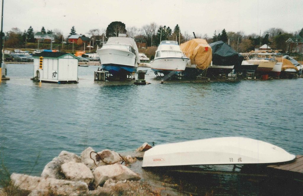 TT22-11